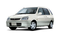 Toyota Raum Минивэн с 1997 по 2003 года выпуска